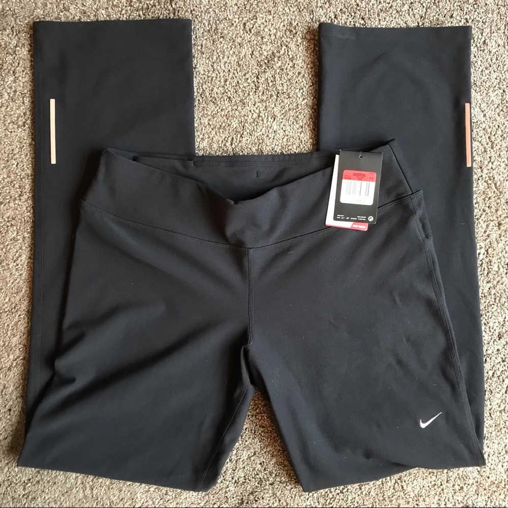NWT Nike Women’s Dry Fit Pants Size Large